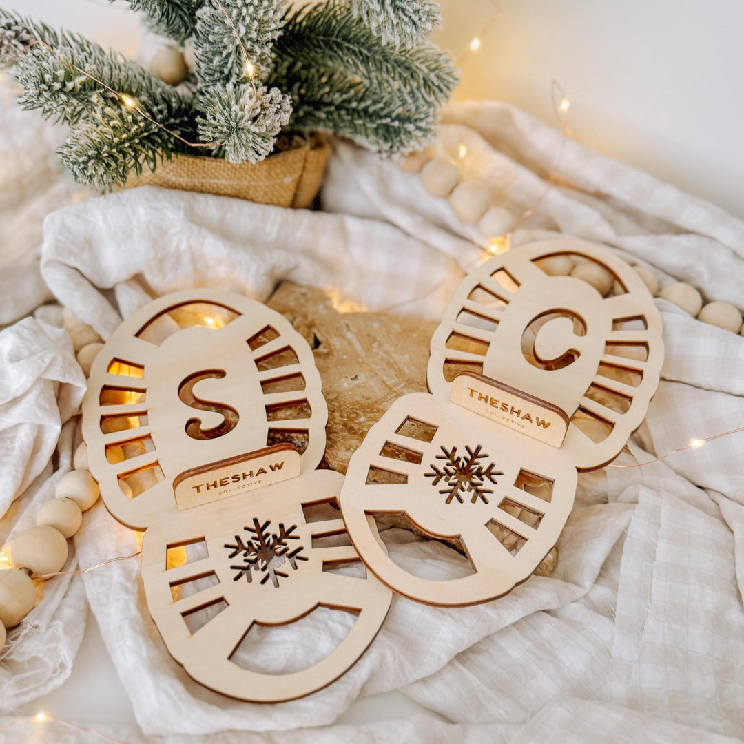 Santa Feet Stencils