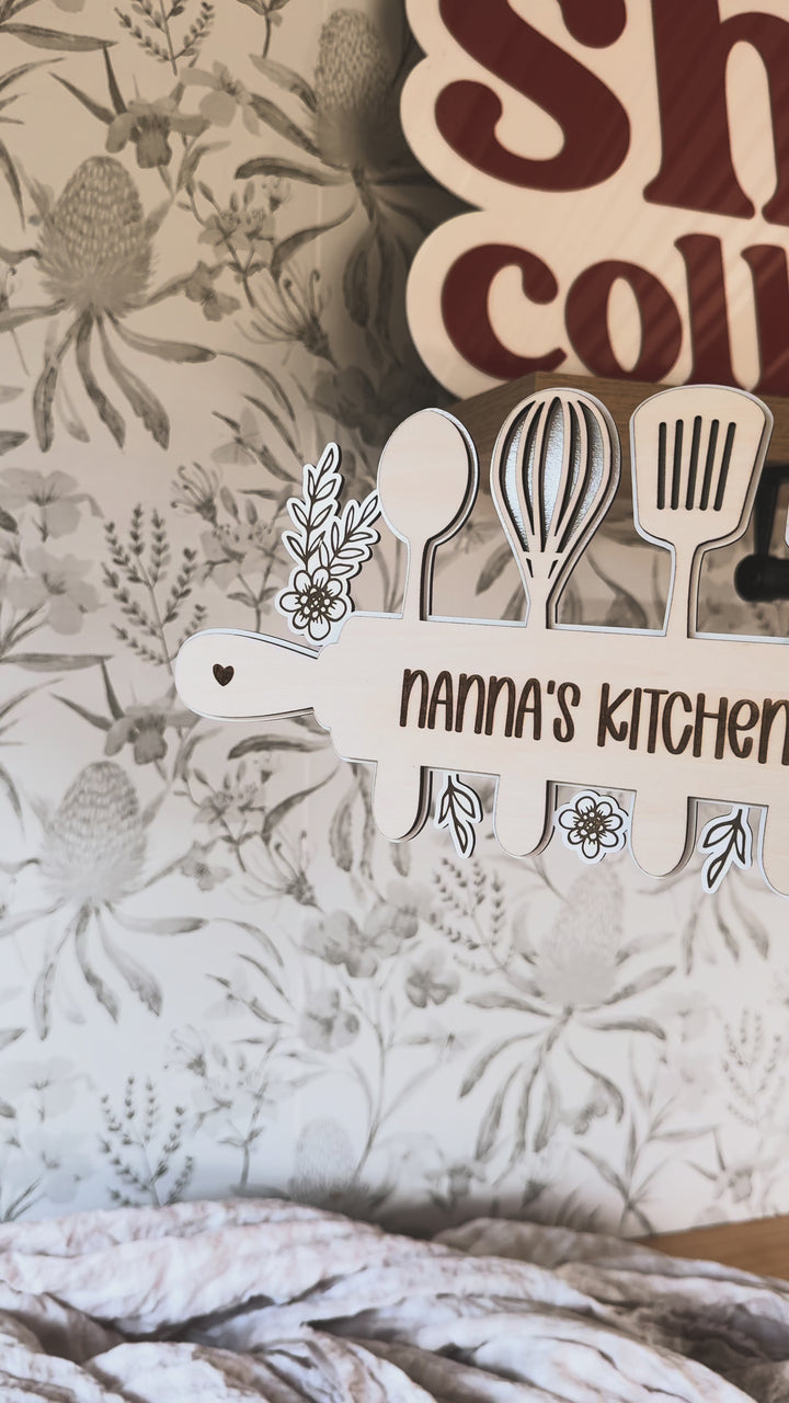 Nanna’s Kitchen Sign Personalised | Personalised Kitchen Plaque | Nanna’s Kitchen Sign Personalised